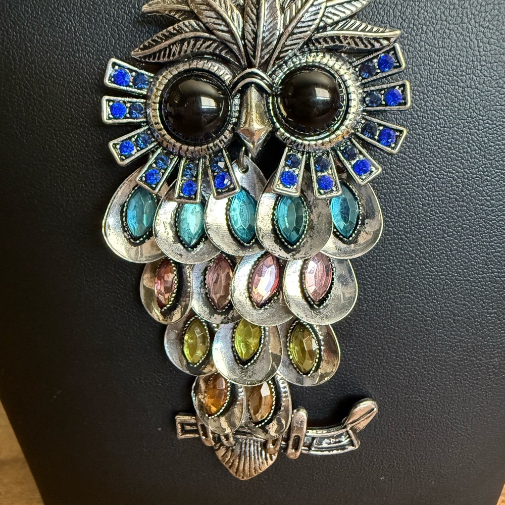 Colorful Owl Pendant Necklace - Picture 6 of 7